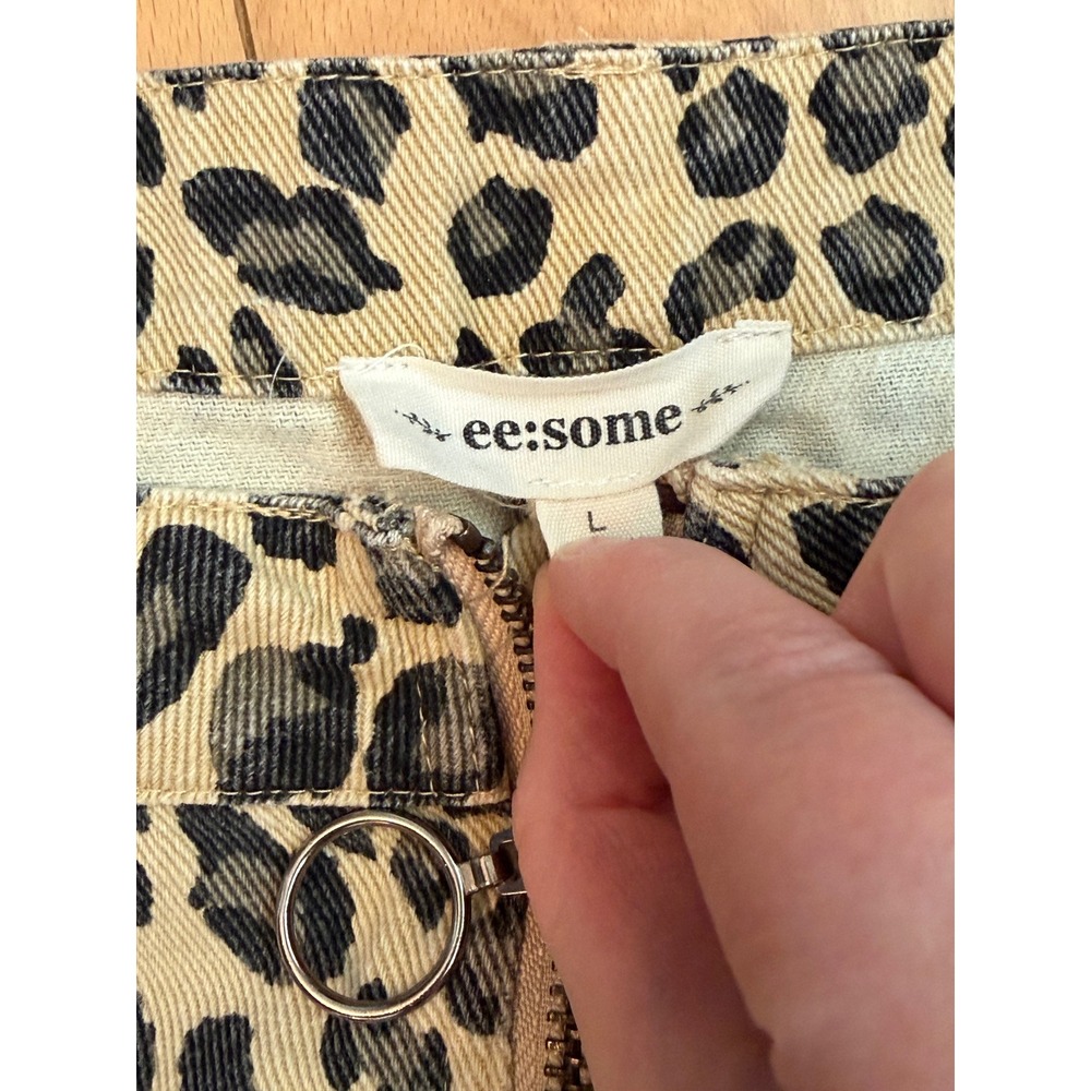 ee:some Leopard Print Mini Skirt Womens L Tan Front Zip Raw Hem Distressed - Picture 2 of 4